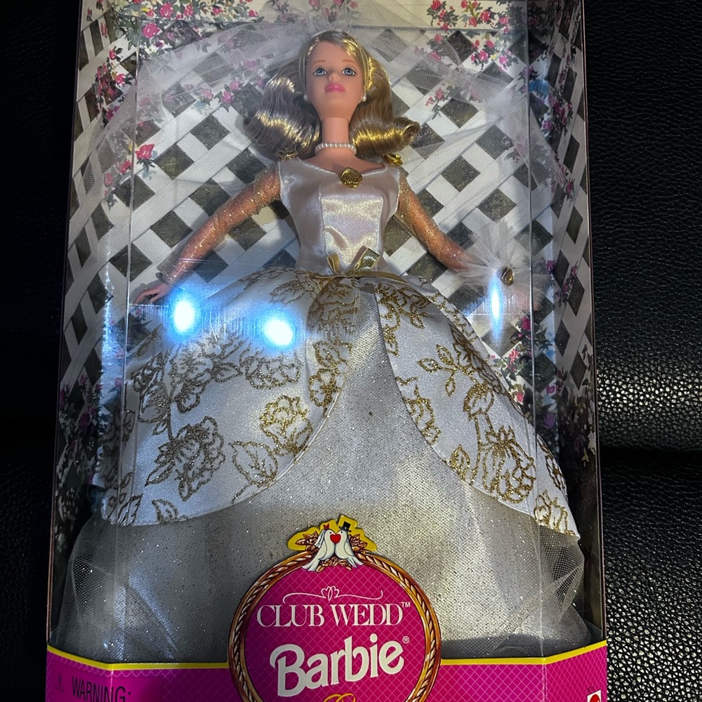 Barbie Club Wedd Doll in Gold and White Dress
